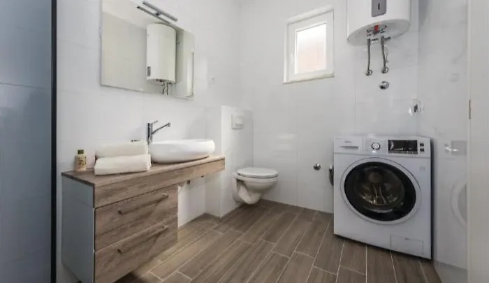 Olive Tree House With Jacuzzi, Wifi And 40m2 Pool